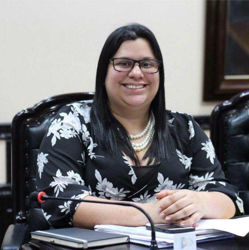 Paola Vega sugiere al PUSC pedir la salida a sus figuras en el gobierno