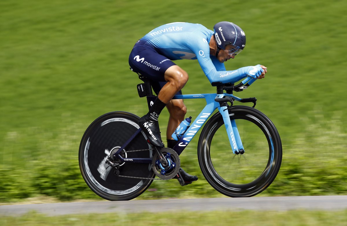 Andrey Amador gana tres lugares y ahora es sexto en el Giro