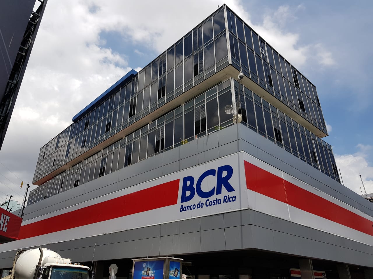 BCR modificó horario de atención en sus oficinas