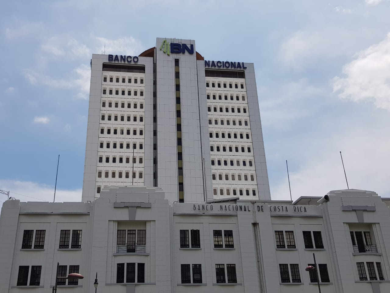 Banco Nacional investigará denuncia de Villalta por “desvíos ilegales” a Asociación Solidarista