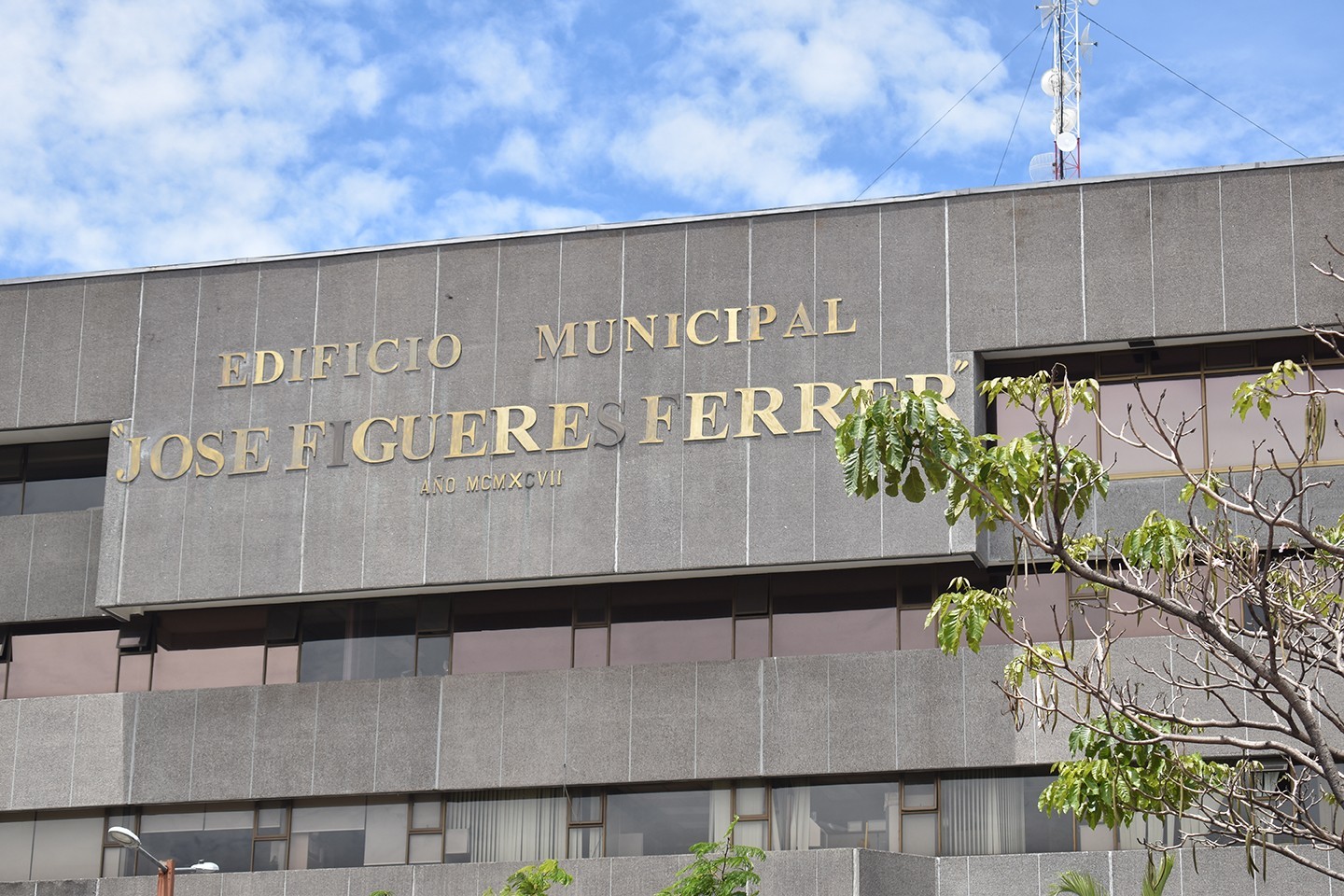 Tras salida de Municipalidad de San José, preocupa que lista de emisores en Bolsa siga reduciéndose