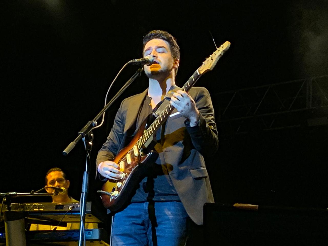 Rodrigo Lagunas se ganó al público de Melendi canción a canción