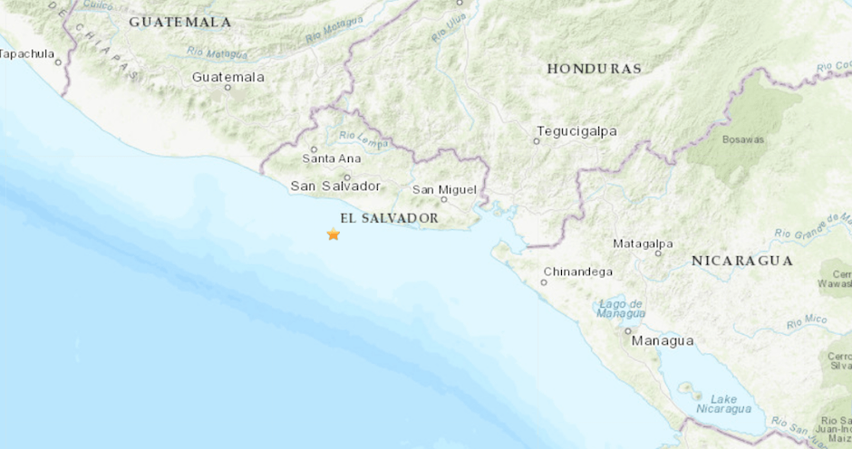El Salvador toma precauciones tras sismo de 6,6