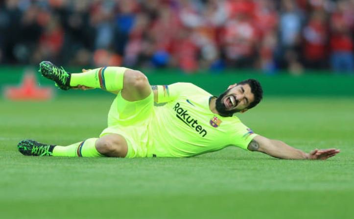 Malas noticias para el Barcelona: delantero Luis Suárez será operado