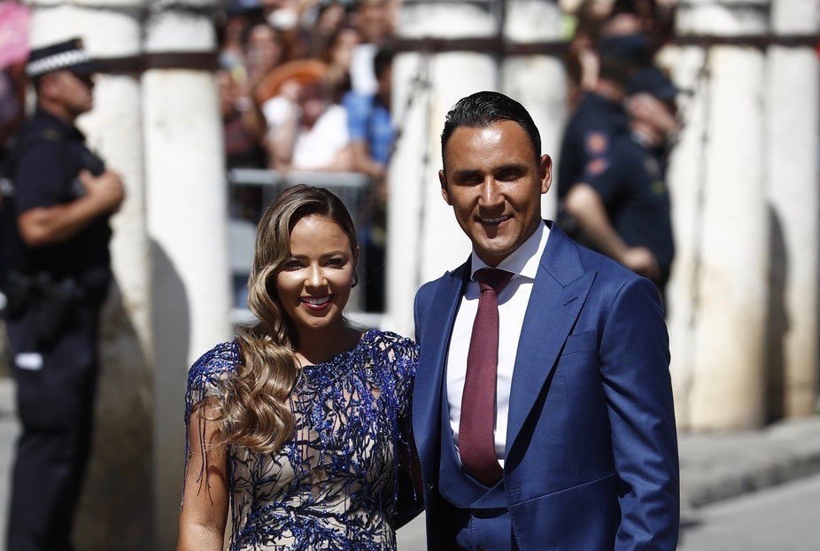 Keylor Navas y decenas de famosos llegan a la boda de Sergio Ramos