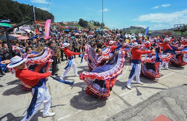 Banda Municipal de Zarcero promueve campaña para costear participación en el Desfile de las Rosas 2020