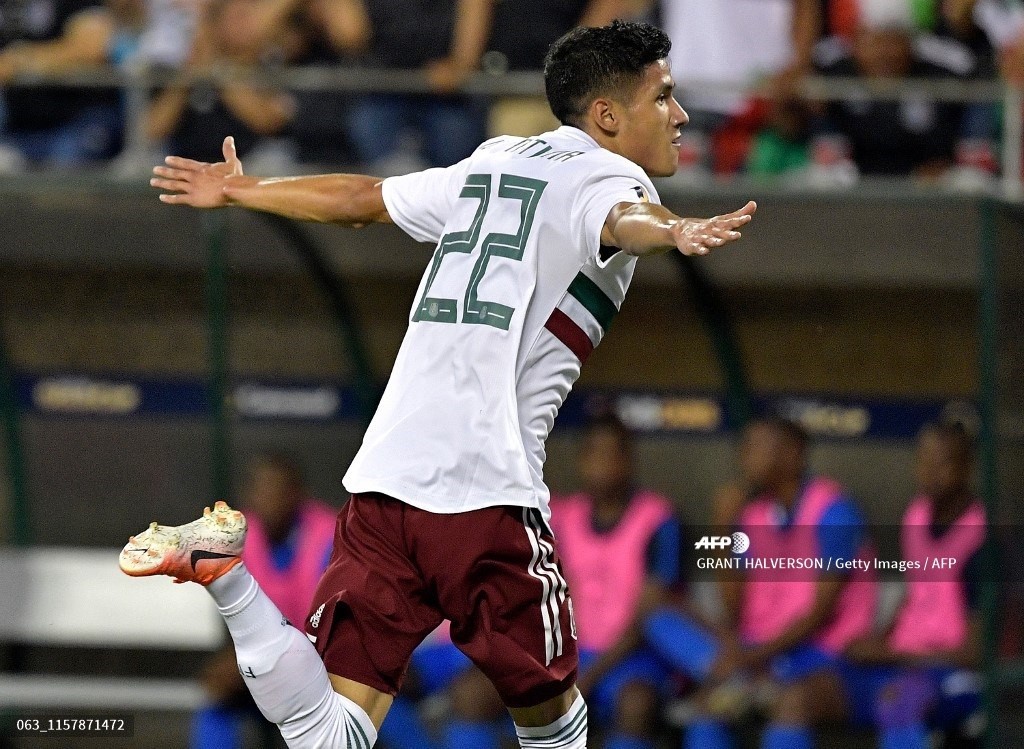 México vence 3-2 a Martinica en la Copa de Oro y se clasifica como líder de grupo