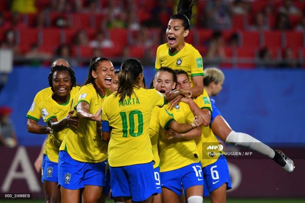 Brasileña Marta supera a hombres y mujeres con más goles en Mundiales