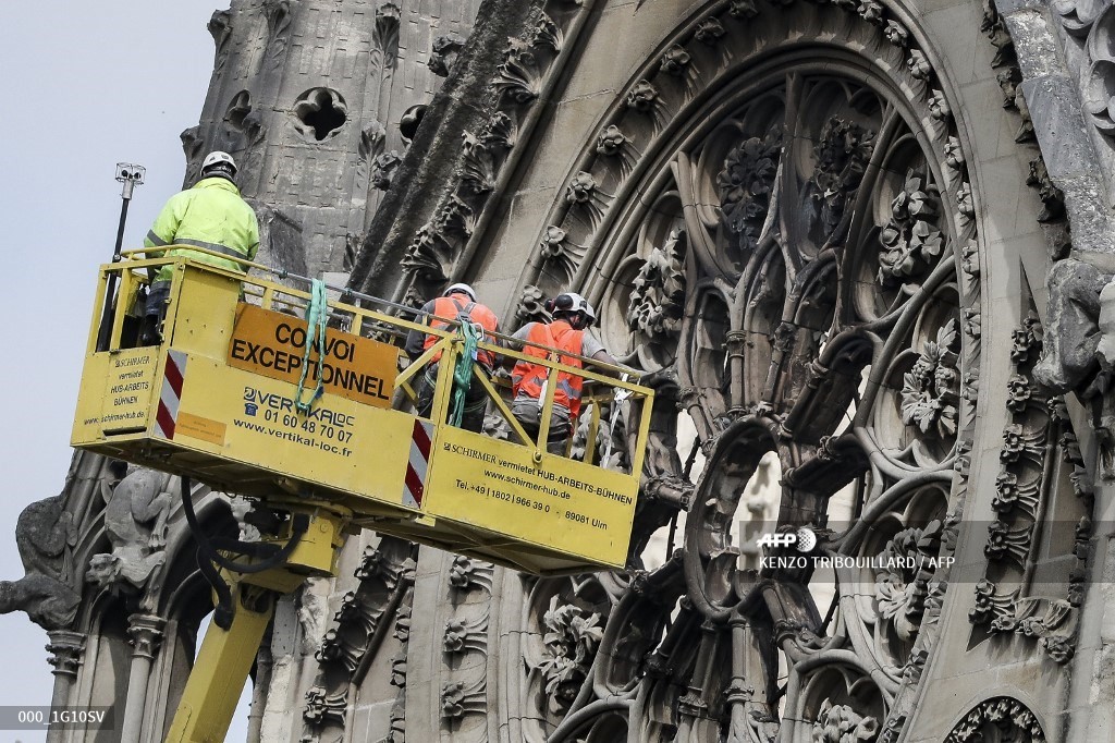 En un mes comenzarán a quitar los andamios de Notre Dame