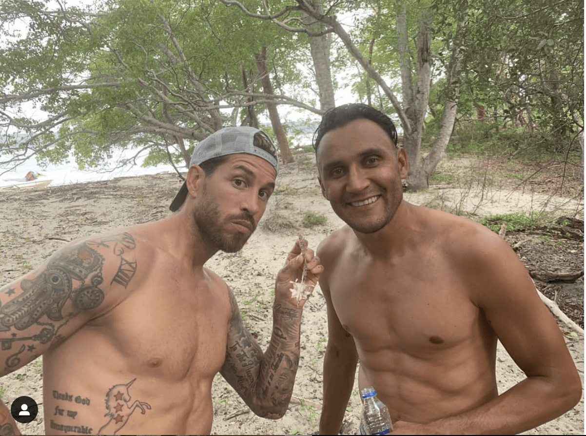 Keylor Navas y Sergio Ramos disfrutan a lo grande en playa costarricense