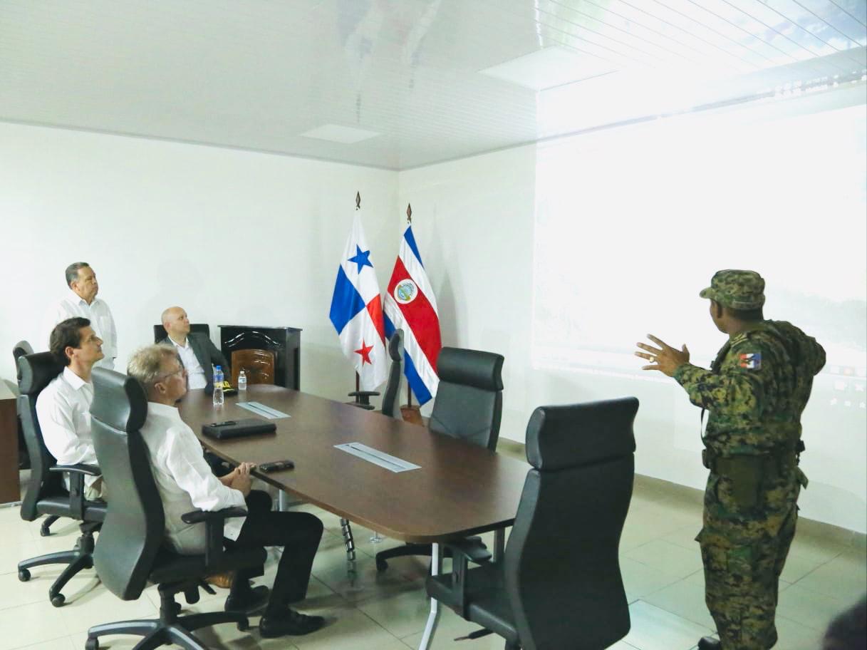 Costa Rica y Panamá instalan plataforma de información policial para atacar crimen organizado