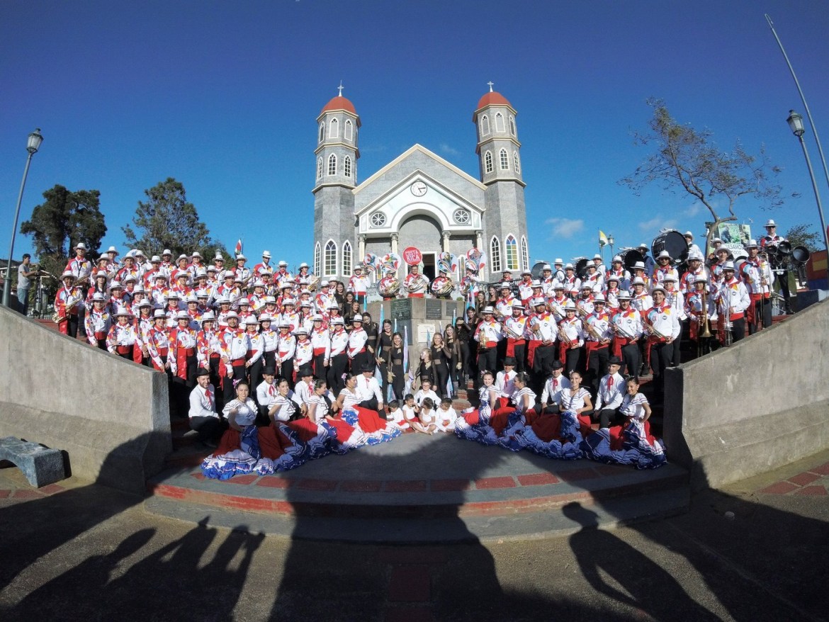 Integrantes de Banda Municipal de Zarcero organizan bingo para viajar al Desfile de las Rosas