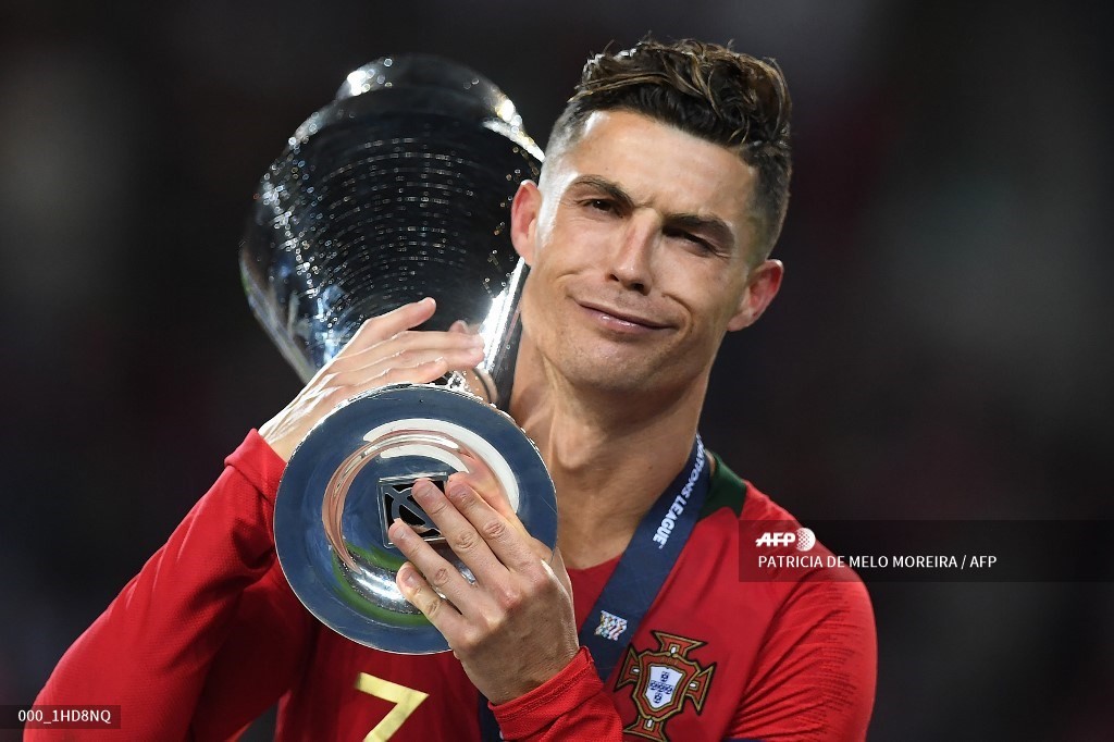 Cristiano Ronaldo obsequia tacos a la Sub-17 femenina de Portugal