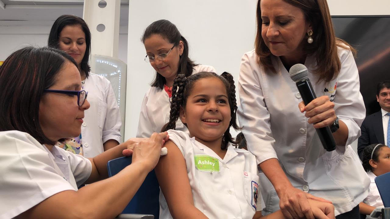 CCSS pide reforzar la vacuna contra el Virus del papiloma humano en niñas de 10 años