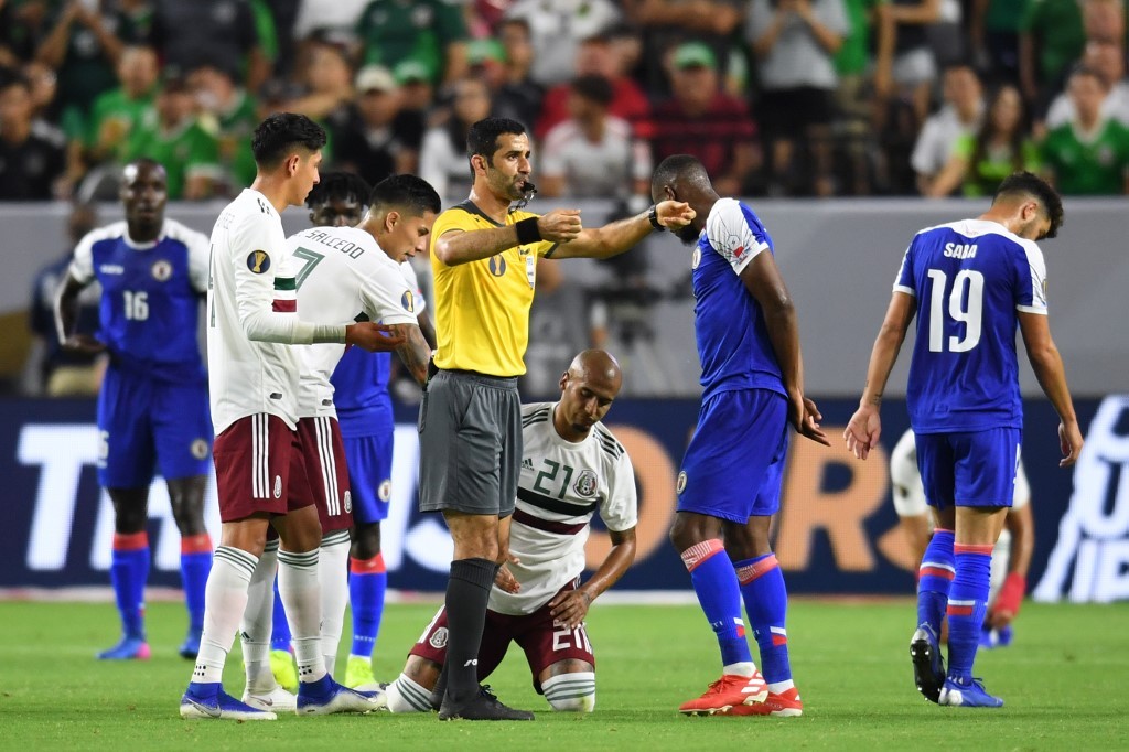 Vergüenza en la Copa de Oro: Árbitro le regala penal a México para vencer a Haití