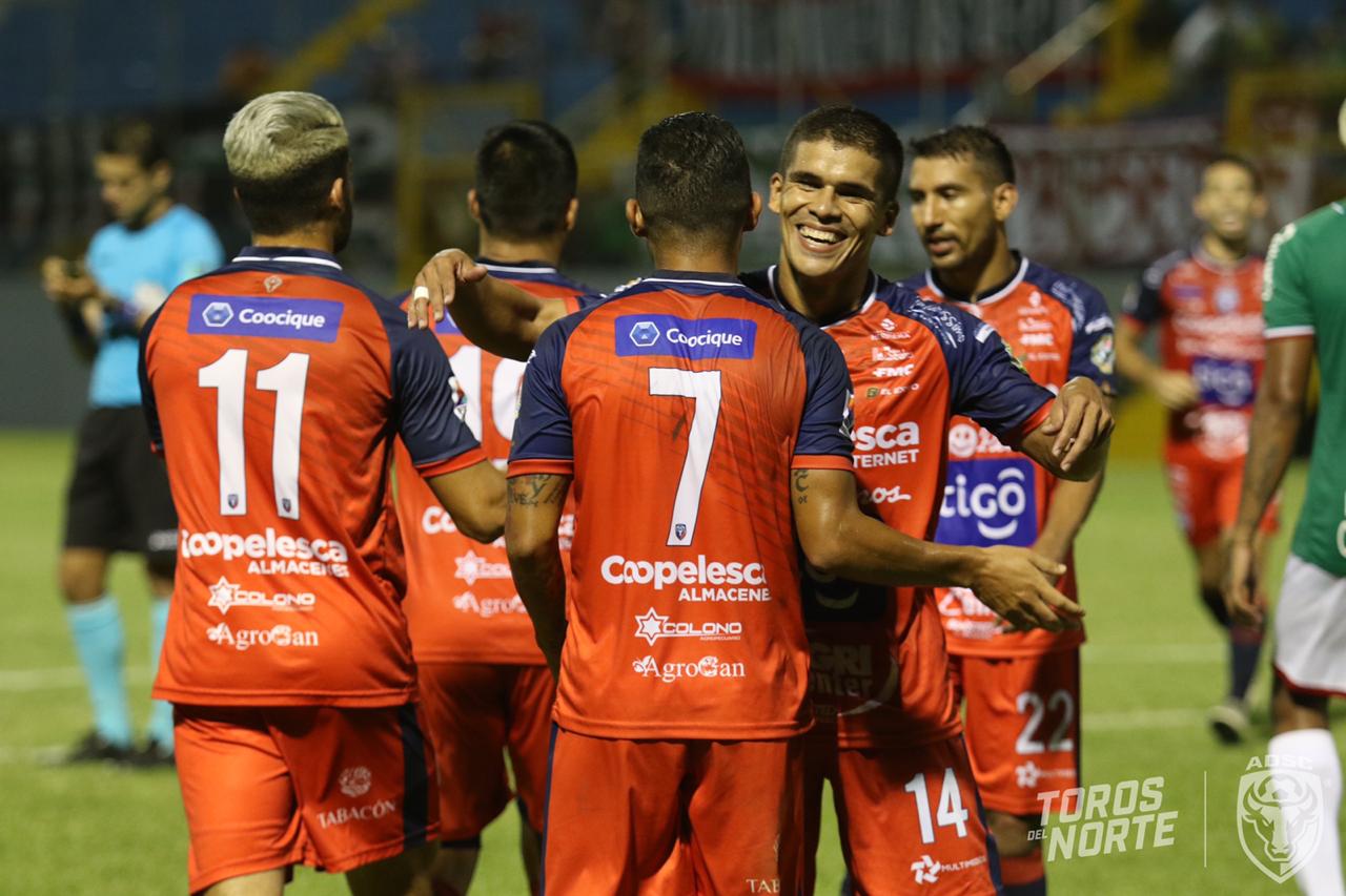 San Carlos vence 1-2 a Marathón en Honduras