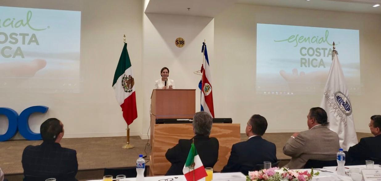 Costa Rica busca inversión en México, pese a conflicto por aguacate