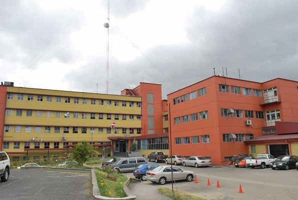 Hospital Blanco Cervantes mantiene en aislamiento a 21 pacientes con covid-19