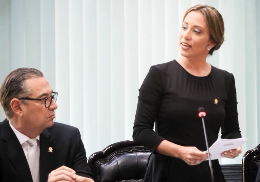 Fiscalía allana vivienda de la diputada Ana Karine Niño por supuesta falsedad ideológica y uso de documento falso