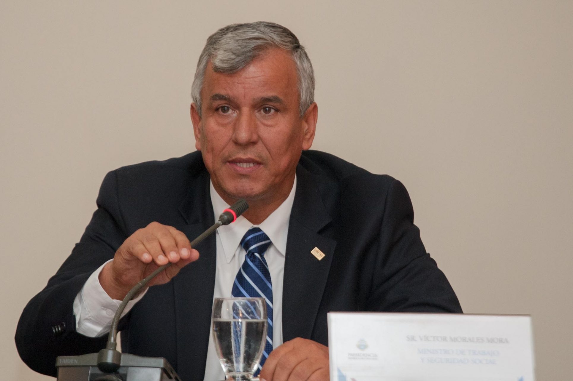 Tener a Víctor Morales como Ministro de la Presidencia genera simpatía en la oposición