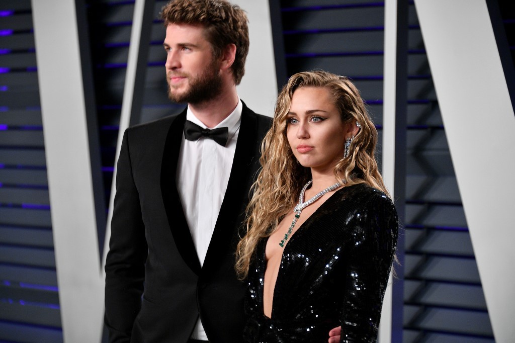 Miley Cyrus desmiente que separación del actor Liam Hemsworth sea por infidelidad