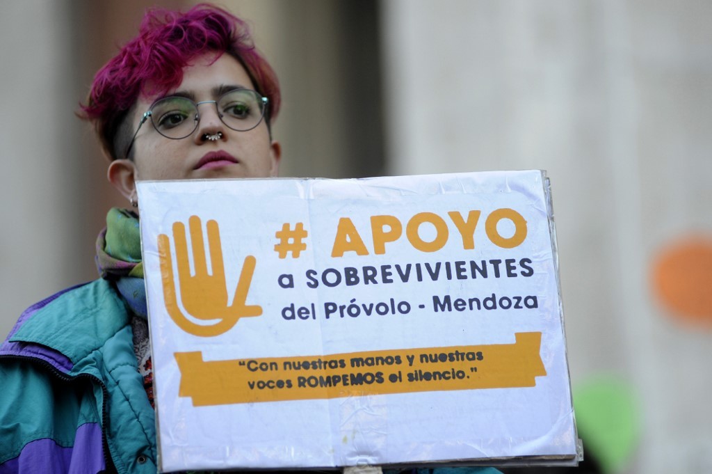 Dos curas al banquillo en Argentina por abuso sexual de niños sordos
