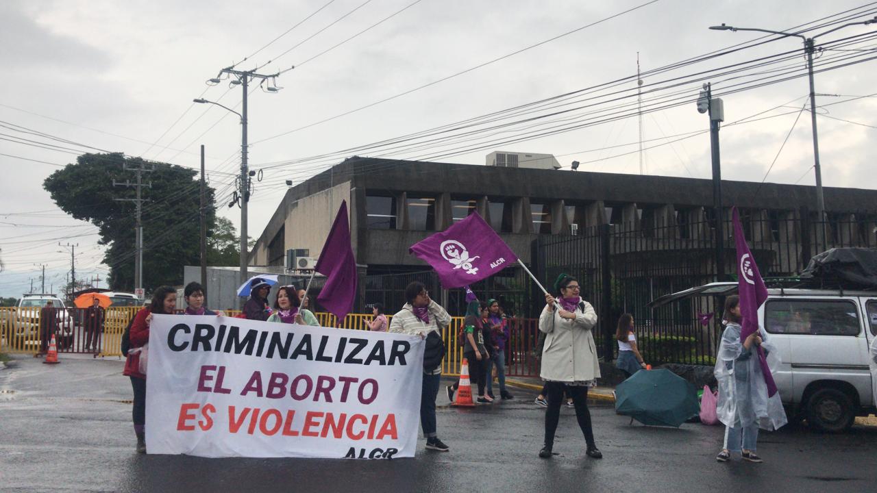 #FirmeYa: marchan a Casa Presidencial para exigir norma técnica de aborto impune