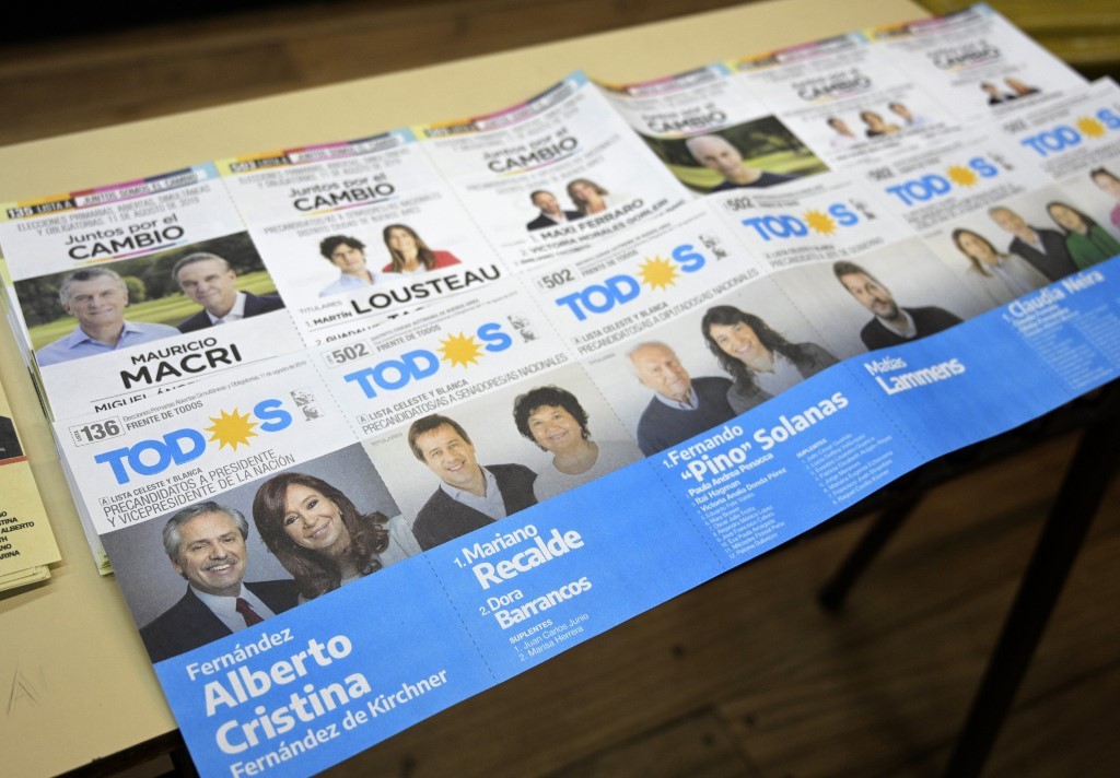 Fernández y Kirchner logran amplia ventaja en primarias de Argentina, previas a presidenciales de octubre