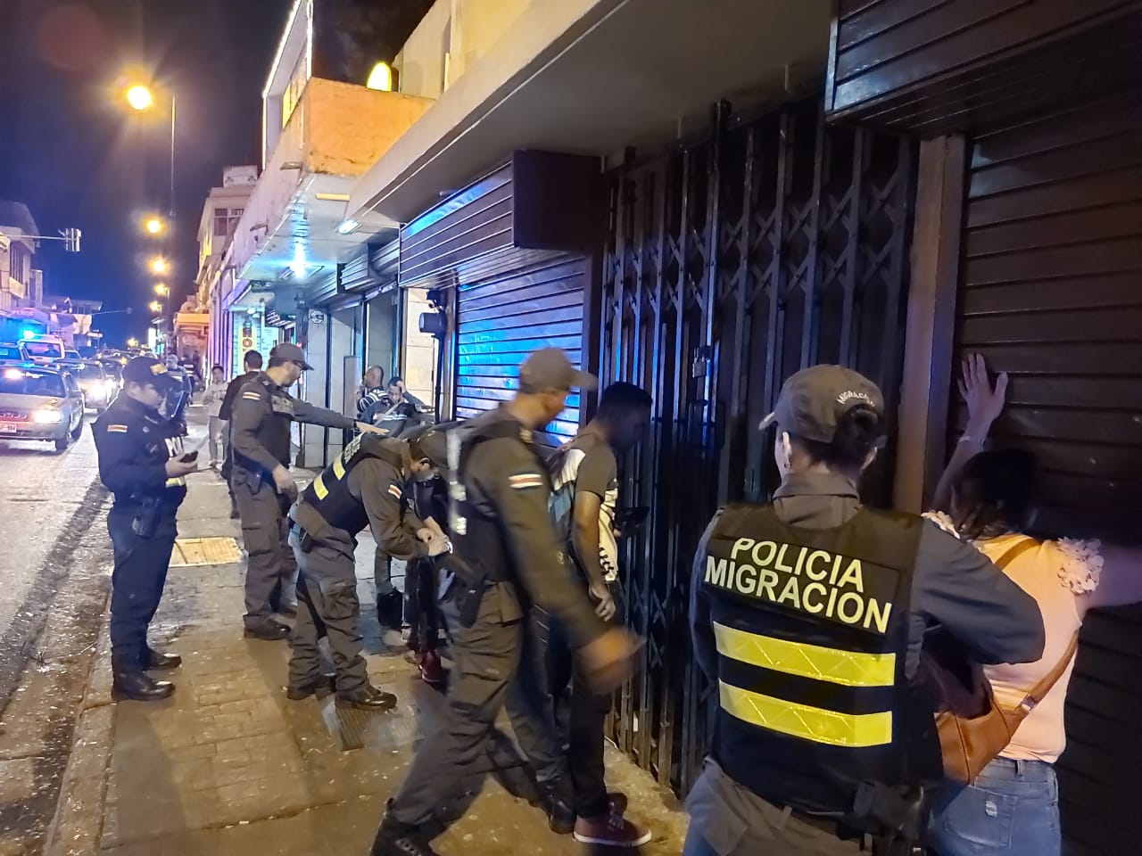 Policía efectuó operativo migratorio en centro de San José