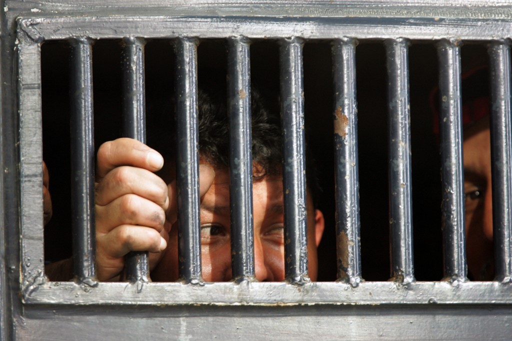 Jóvenes, desempleados y con problemas de drogas van llenando las cárceles latinoamericanas