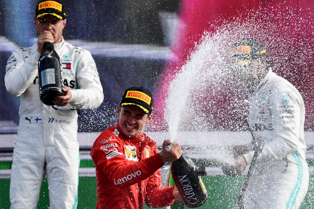 Ferrari obtiene su segunda victoria consecutiva en Fórmula Uno
