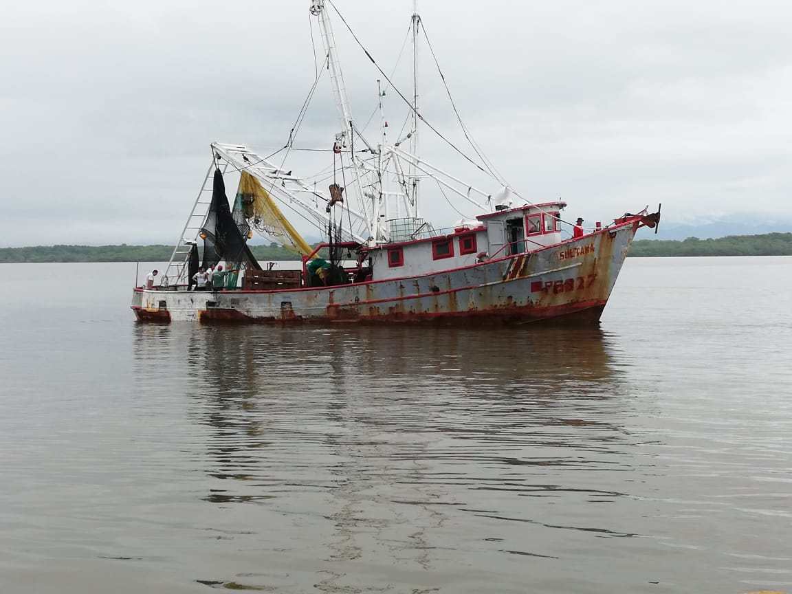 Alcalde de Puntarenas ruega que se permita la pesca de arrastre para recuperar economía local
