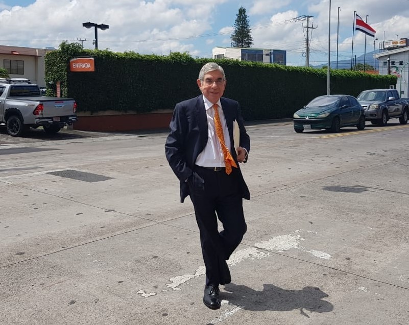 Óscar Arias aduce persecución política y asegura que Nicaragua ha “exportado” el oro de Crucitas