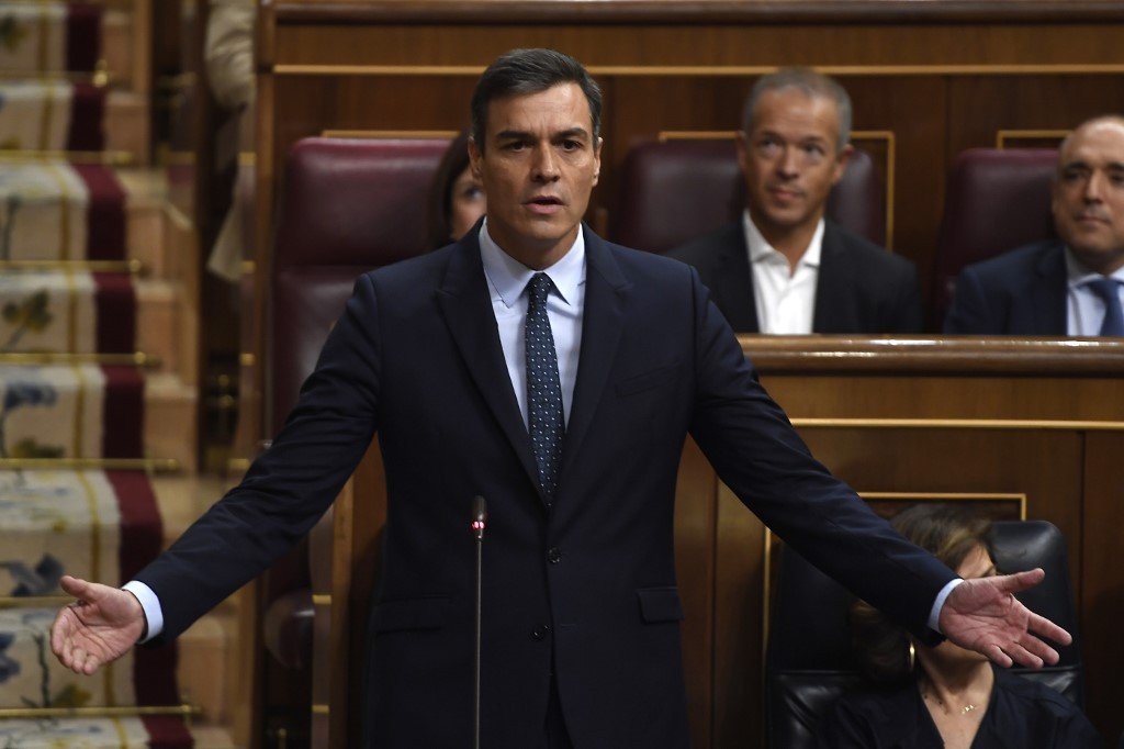 Parlamento español se disuelve para convocar nuevas elecciones