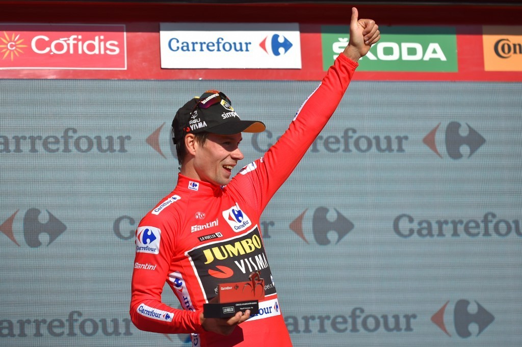 Primoz Roglic gana la contrarreloj y se coloca líder de la Vuelta a España