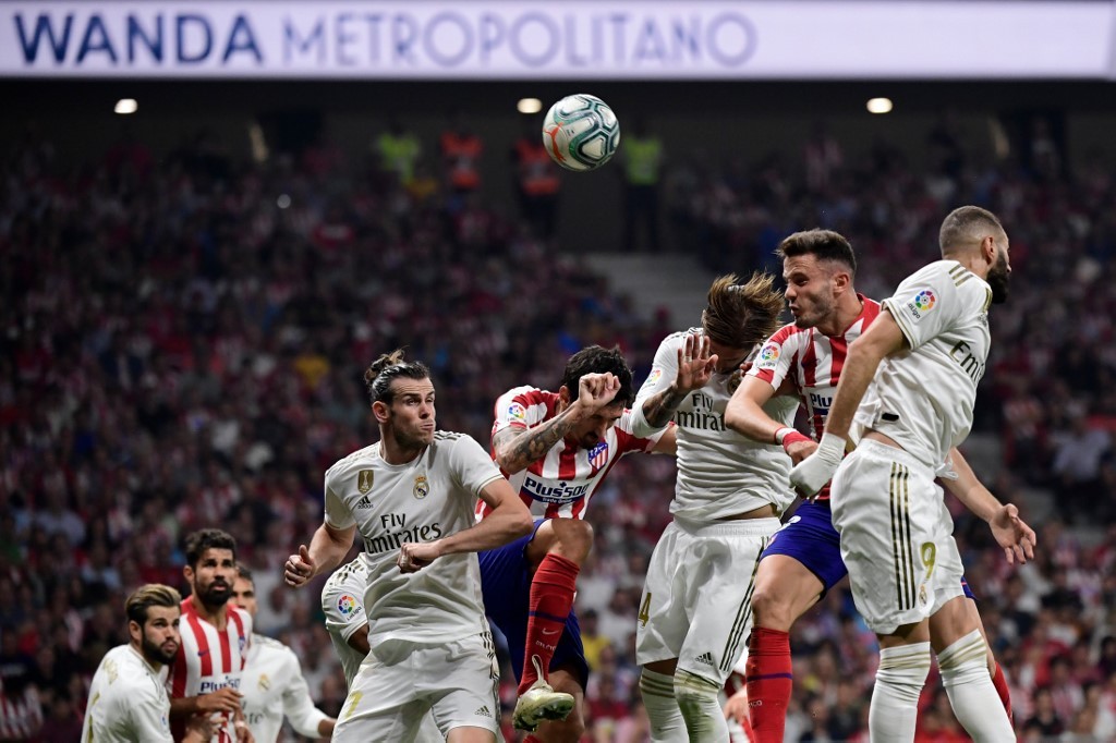 Real Madrid empata 0-0 con el Atlético pero mantiene el liderato