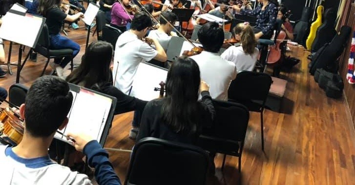 Seis virtuosos estudiantes disputarán final de concurso infantil de música clásica