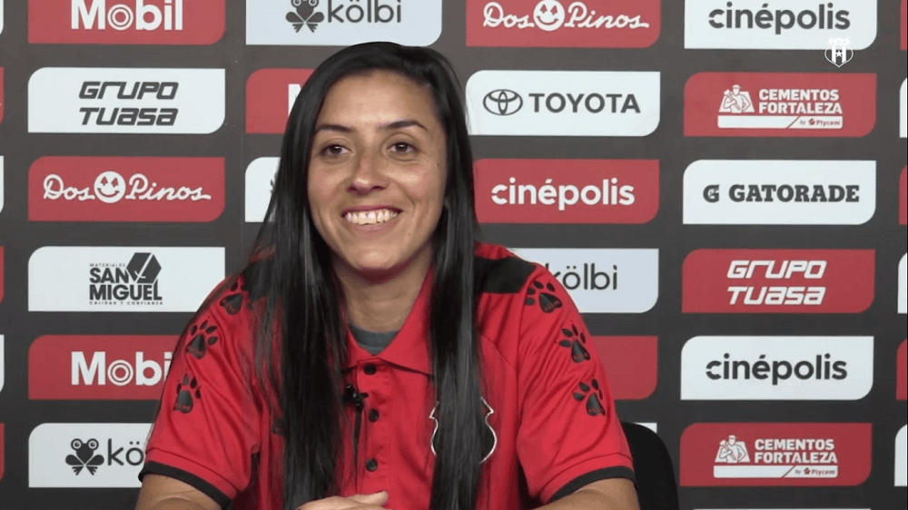 Seleccionada Lixy Rodríguez es la nueva jugadora del equipo femenino de Alajuelense
