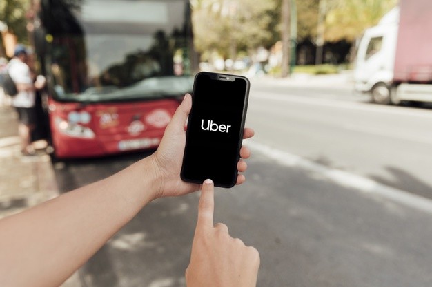 Ejecutivo satisfecho con la nueva propuesta para regulación de Uber