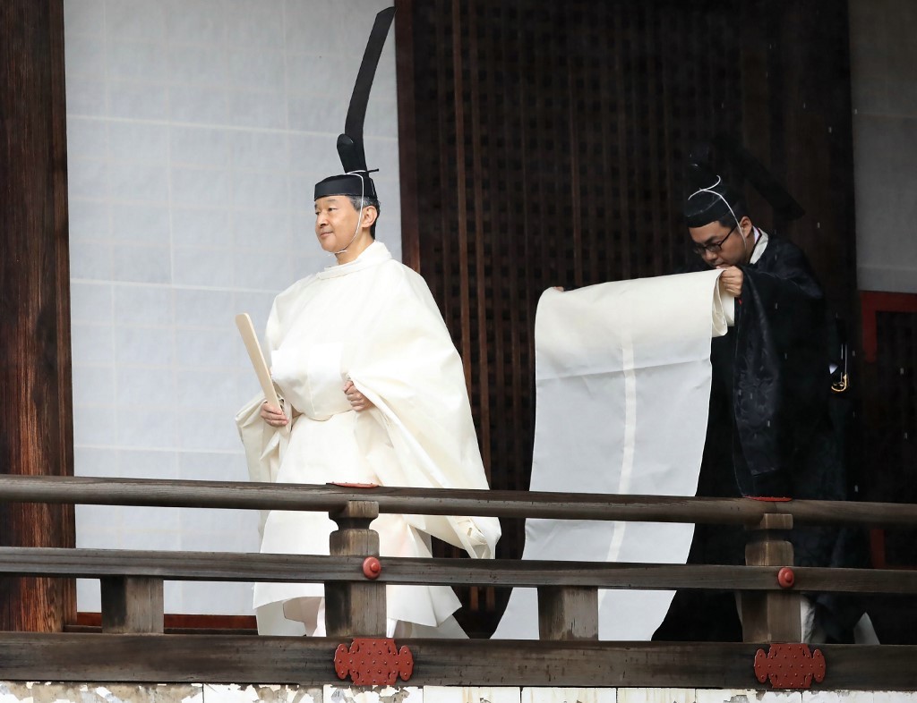 Japón entroniza al nuevo emperador con ceremonias y rituales