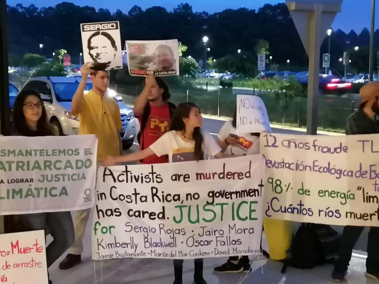 Protestas por muerte de líder indígena Sergio Rojas cerraron primera jornada de la PreCOP