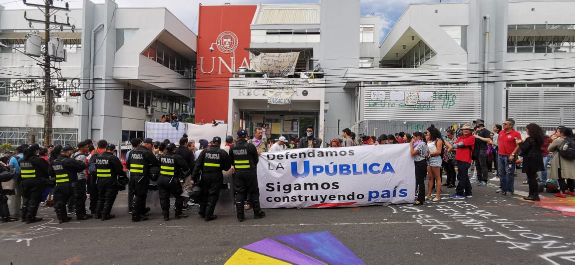 Federación de estudiantes de la UNA pide renuncia del rector Alberto Salom