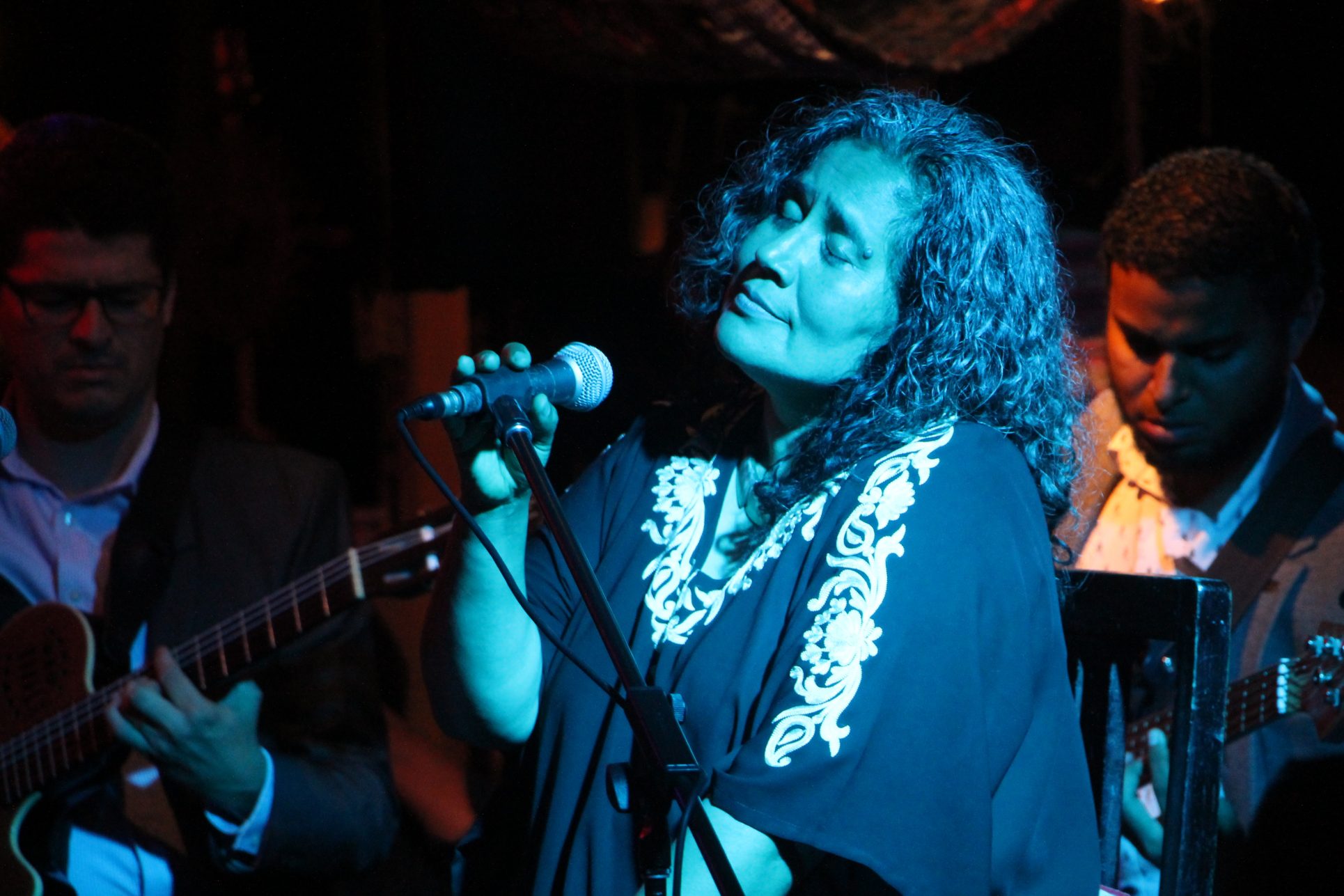 Guadalupe Urbina cantará en El Farolito junto a cantautores emergentes
