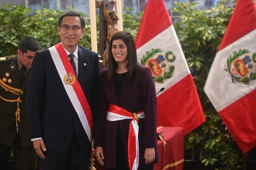 Presidente de Perú afirma que dejará el poder al fin de su mandato, en julio de 2021
