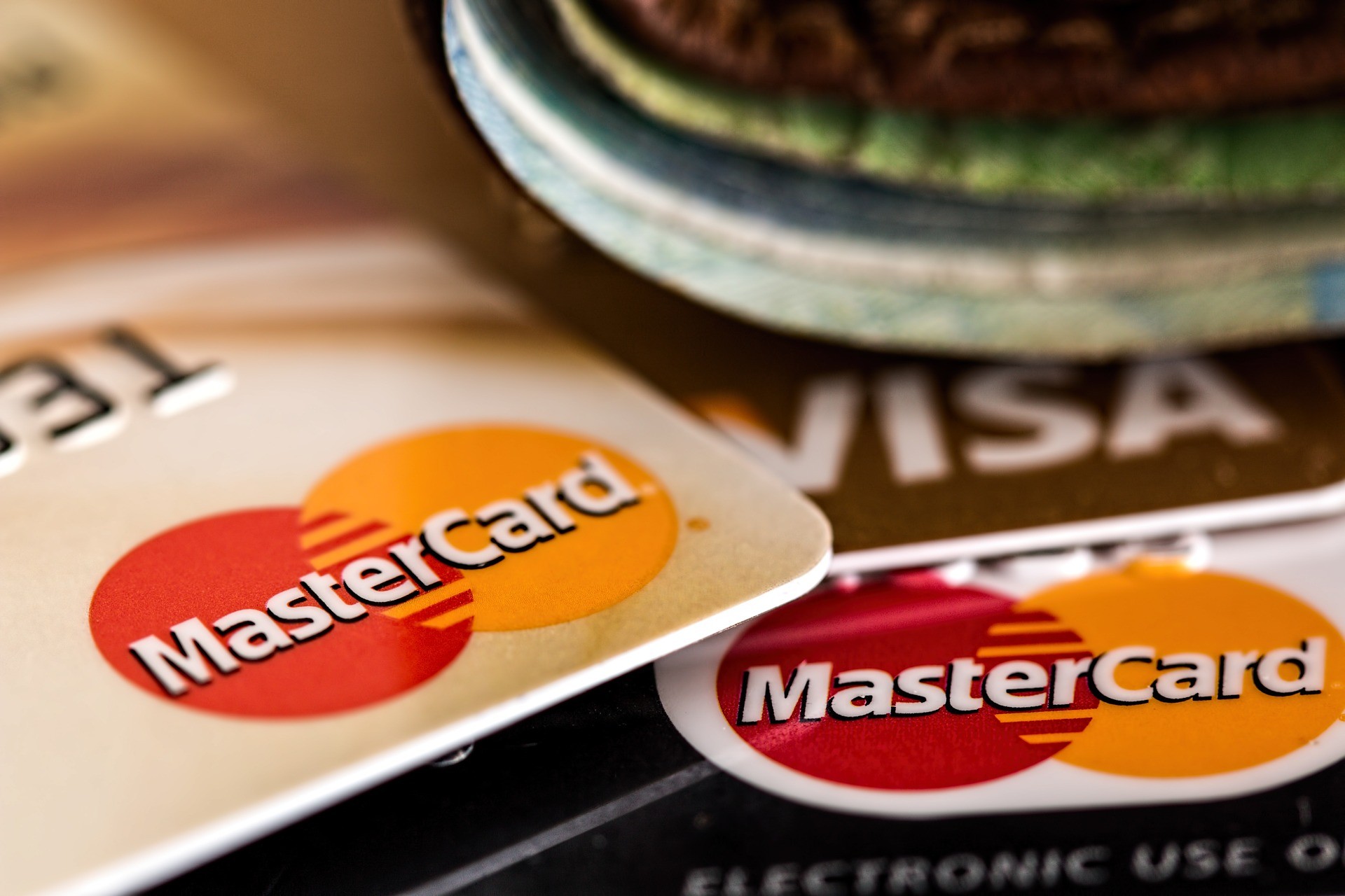 Hay 237.426 tarjetas de crédito menos tras vigencia de tope a intereses