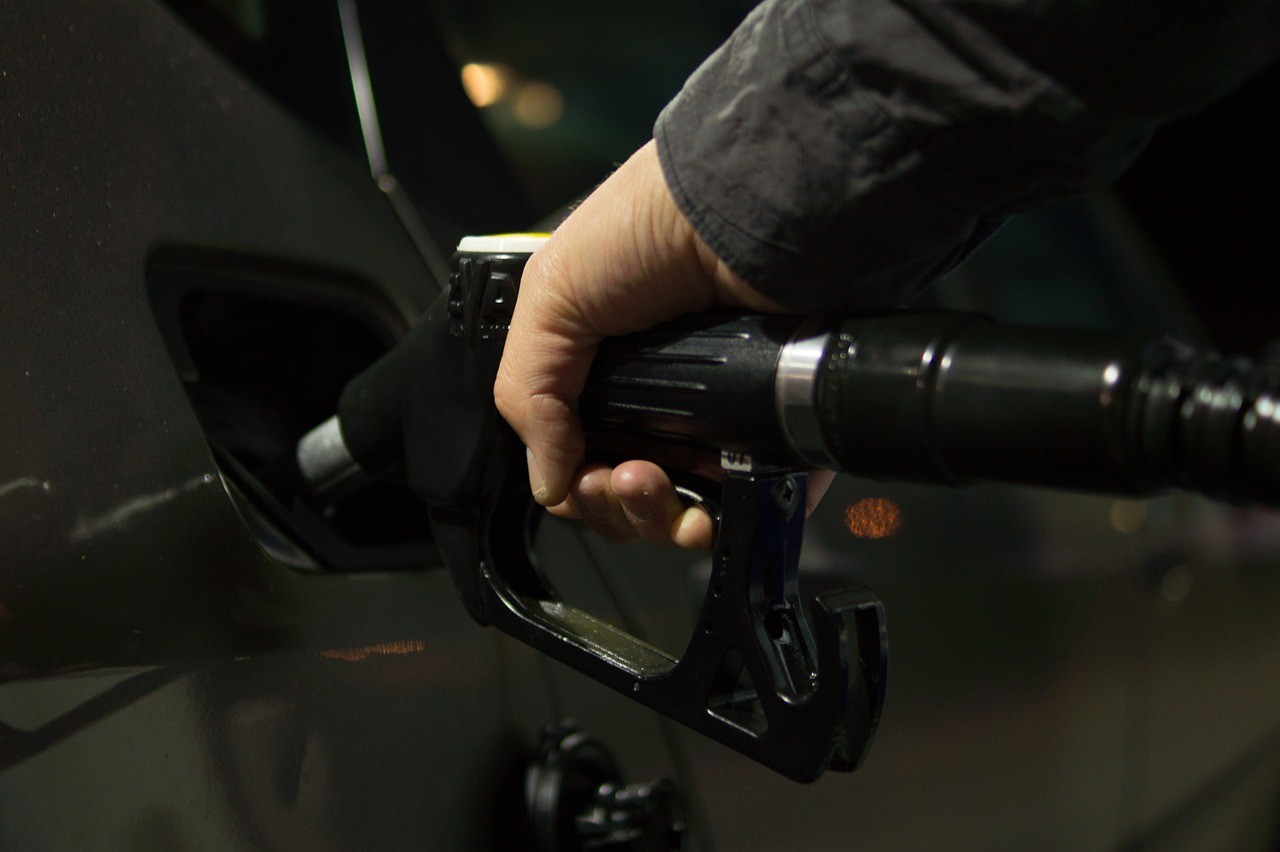 Se viene fuerte aumento en combustibles; Recope propone alza de hasta ¢58 por litro