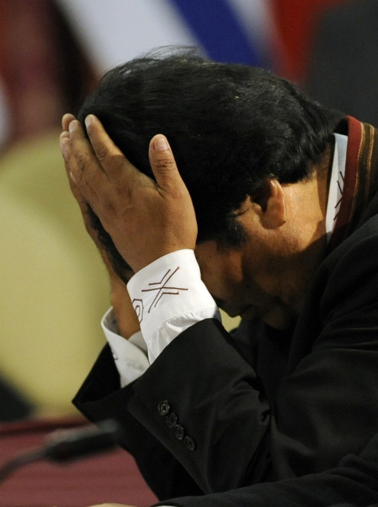 México ofrece asilo a Morales tras su renuncia en Bolivia