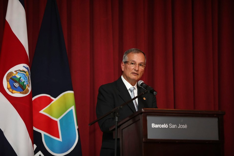 Gonzalo Delgado renuncia a presidencia de la Unión de Cámaras