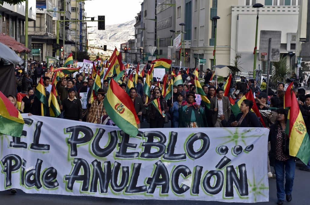Bolivia entra en tercera semana de protestas con mayor presión sobre Evo Morales