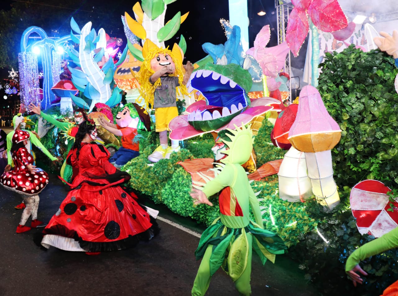 Carroza del Museo de los Niños abrirá el desfile del Festival de la Luz 2019
